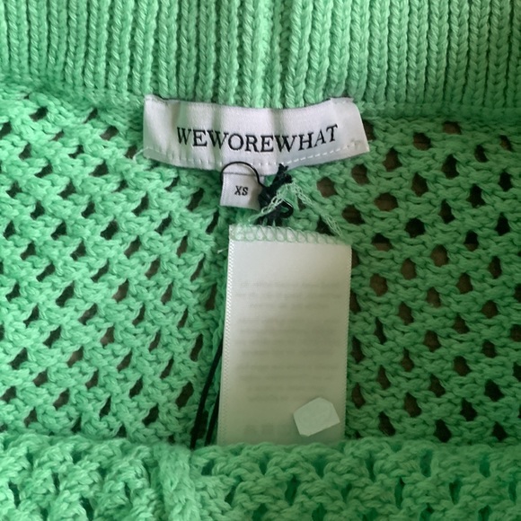 We wore what crochet shorts in mint green - Picture 4 of 9